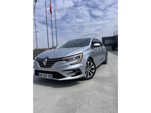 Sahibinden Renault Megane 1.5 Blue DCI Icon 2023 Model 