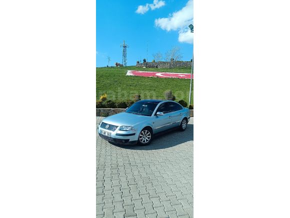 Sahibinden Volkswagen Passat 1.9 TDi Trendline 2001 Model  400.000 km Mavi (metalik)