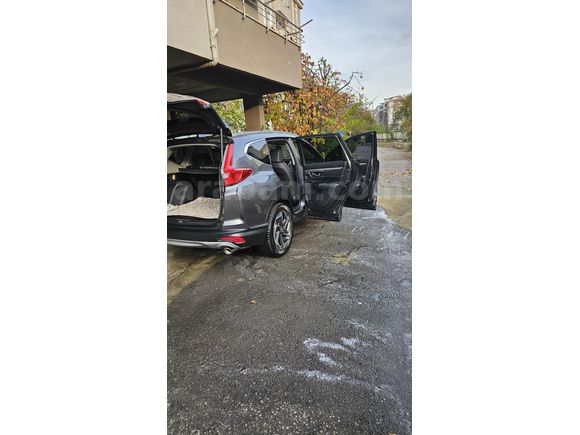 Sahibinden Honda CR-V 1.5 VTEC Executive Plus 2023model. 08.05.2024 çıkıslı