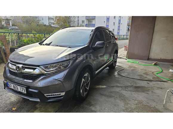 Sahibinden Honda CR-V 1.5 VTEC Executive Plus 2023model. 08.05.2024 çıkıslı