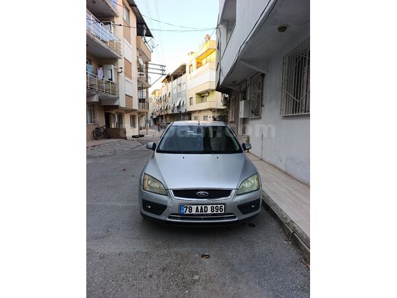 Sahibinden Ford Focus 1.6 TDCi Ghia 2007 Model