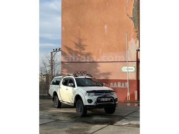 切手28 Sahibinden Mitsubishi L 200 4x4 Instyle 2014 Model Trabzon 268.000