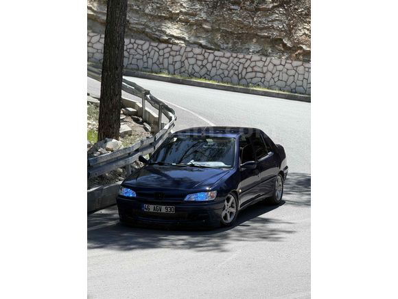 Peugeot 306 1.6 XR 2000 Model 