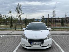 Sahibinden Peugeot 208 1.4 HDi Access 2015 Model  225.000 km Beyaz