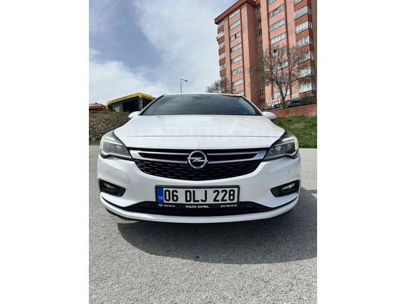 Memurdan Opel Astra 1.4 T Sunrooflu Dynamic 2016 Model 