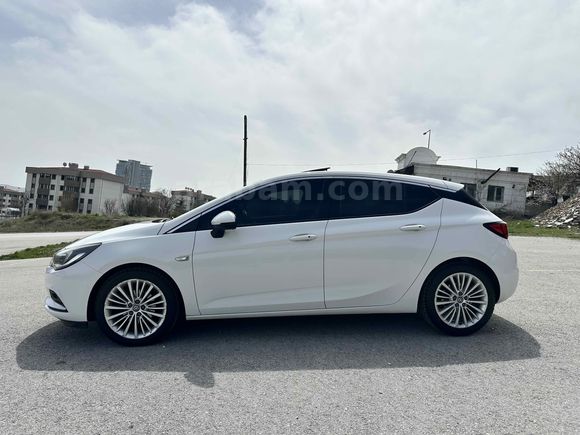 Memurdan Opel Astra 1.4 T Sunrooflu Dynamic 2016 Model 