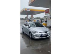 Hundai Accent Blue prime  paket 136 beygir  1.6 dizel  
