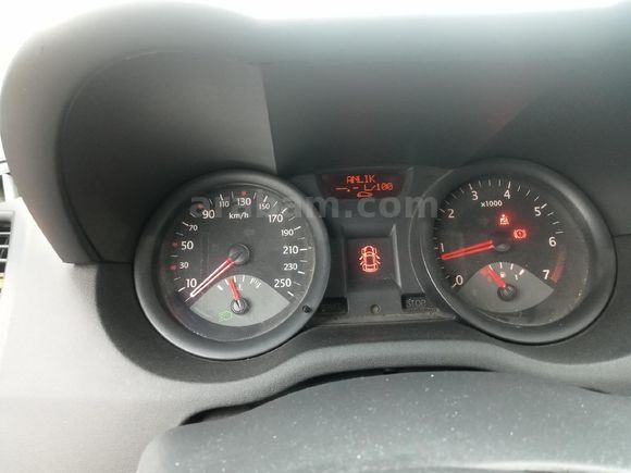 Sahibinden Renault Megane 1.4 Authentique 2005 Model
