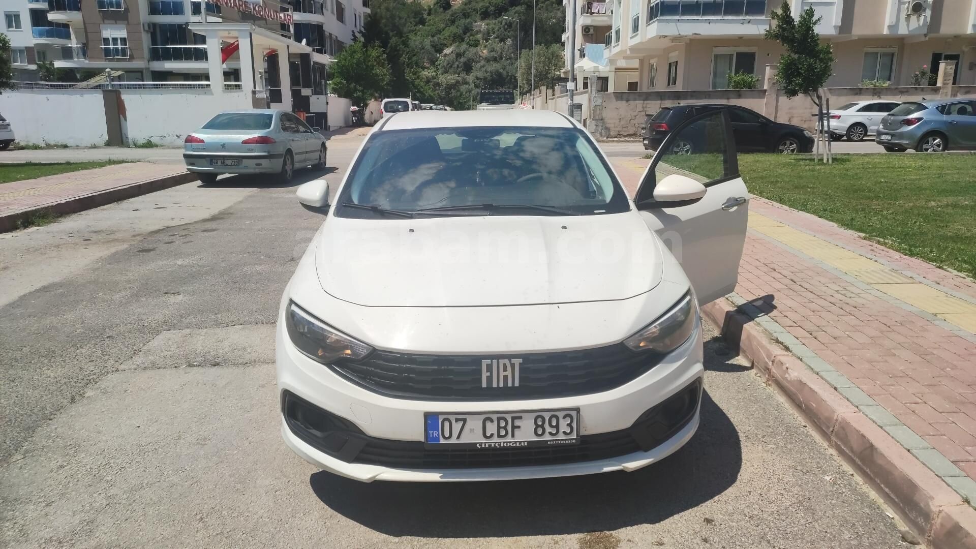 Sahibinden Fiat Egea 1.3 Multijet Easy 2022 Model 150000 km Beyaz 3