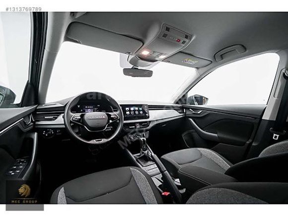 2025 SKODA SCALA 1.0TSİ ELİTE MAKYAJLI KASA