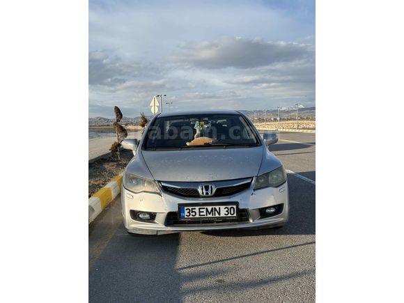 Sahibinden Honda Civic 1.6 Premium 2010 model