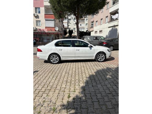 Sahibinden Skoda SuperB 1.6 TDI Elegance 2014 Model