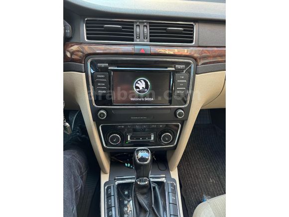 Sahibinden Skoda SuperB 1.6 TDI Elegance 2014 Model