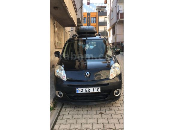 Sahibinden Renault Kangoo Multix 1.5 dCi Expression Chromeline 2010 Model