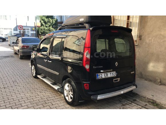 Sahibinden Renault Kangoo Multix 1.5 dCi Expression Chromeline 2010 Model