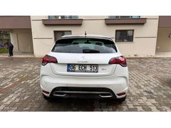 Sahibinden DS Automobiles DS4 1.6 e-HDi D-Sport 2012 Model  360.000 km Beyaz