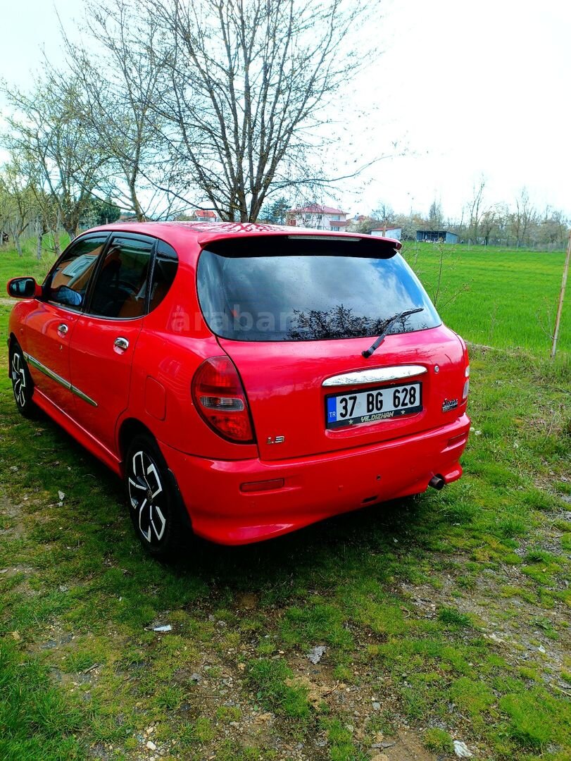 Sahibinden Daihatsu Sirion 1.3 Touring 2005 Model Kastamonu 164.000 km Kırmızı 4