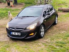 EMEKLİ MEMURDAN DÜŞÜK KM AİLE ARACI
