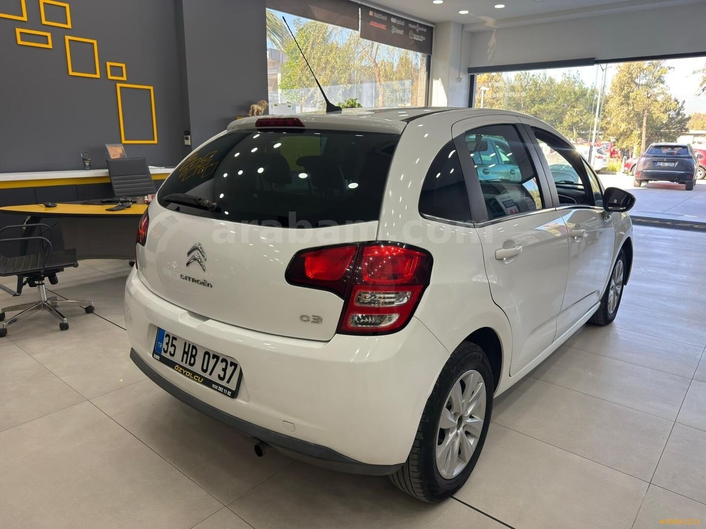 230.000 TL PEŞİNATLA 2011 MODEL CITROEN C3 1.4 HDI CONFORT 5