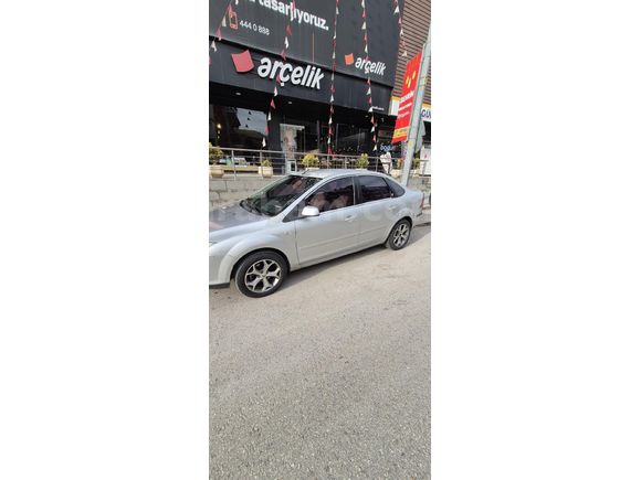 Sahibinden Ford Focus 1.6 TDCi Ghia 2006 Model