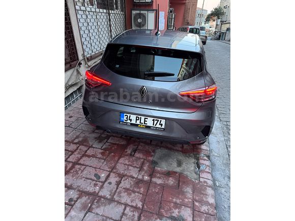 ŞUBAT 2026 ÇIKIŞLI SIFIR AYARINDA DOLU DONANIMLI RENAULT CLIO