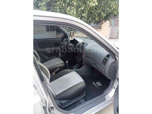 Sahibinden Hyundai Accent 1.5 1.5i GLS 2000 Model 