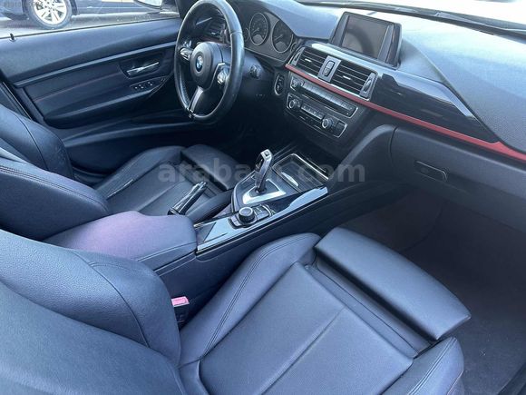 320d xDRİVE SPORT / Tek parça boyalı emsalsiz