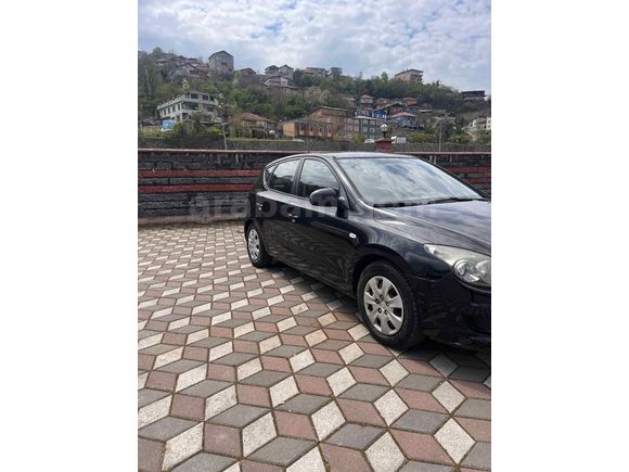 Sahibinden Hyundai i30 1.6 CRDi Team 2011 Model 