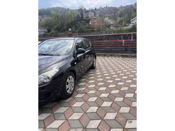 Sahibinden Hyundai i30 1.6 CRDi Team 2011 Model 