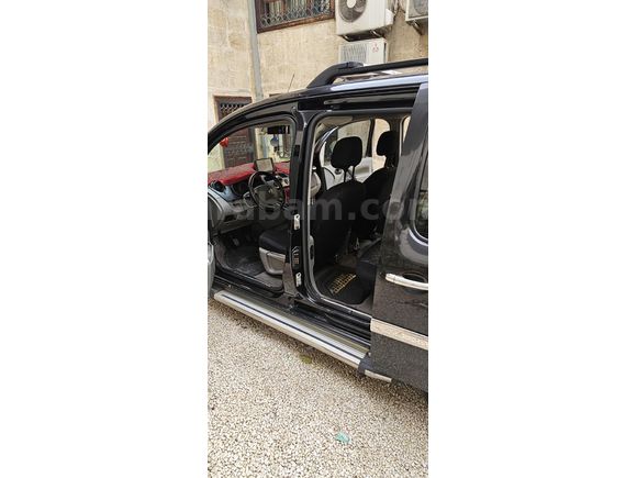 Sahibinden Renault Kangoo 1.5 dCi Expression 2009 Model