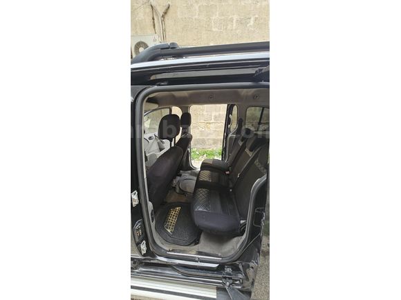Sahibinden Renault Kangoo 1.5 dCi Expression 2009 Model