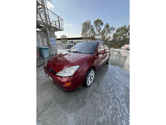 Sahibinden Ford Focus 1.6 Ambiente 2001 Model  284.000 km Bordo