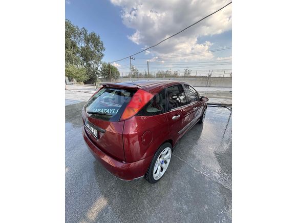 Sahibinden Ford Focus 1.6 Ambiente 2001 Model  284.000 km Bordo