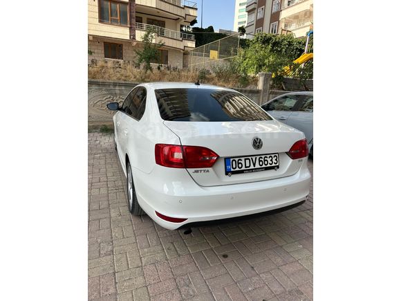 Sahibinden Volkswagen Jetta 1.6 TDi Comfortline 2012 Model Şanlıurfa 187.000 km Beyaz