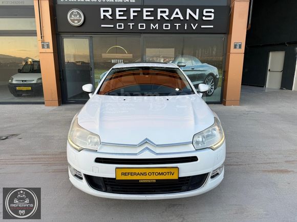 REFERANS OTOMOTİV'DEN BAKIMLI HATASIZ 2 PARÇA BOYALI 315.000 KM