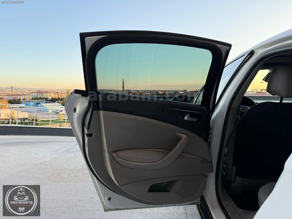 REFERANS OTOMOTİV'DEN BAKIMLI HATASIZ 2 PARÇA BOYALI 315.000 KM