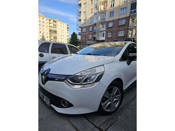 Sahibinden Renault Clio 0.9 TCe Icon 2013 Model