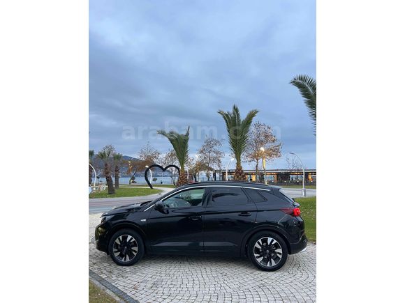 Sahibinden Opel Grandland 1.5 D Turbo Elegance 2022 Model Ordu 68.000 km Siyah