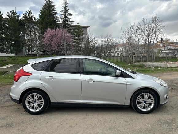 HATASIZ TESLA EKRANLI FOKUS