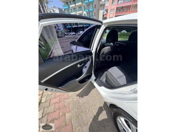 TELLİOĞLU_İ30 OTOMATİK_STYLE_ 250 BİN KM_BAKIMLI