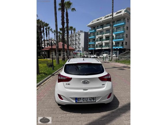 TELLİOĞLU_İ30 OTOMATİK_STYLE_ 250 BİN KM_BAKIMLI