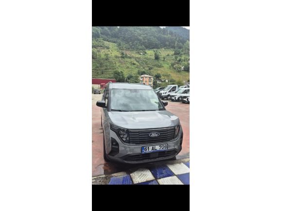 Sahibinden Ford Tourneo Courier 1.0 EcoBoost Titanium 2025 Model