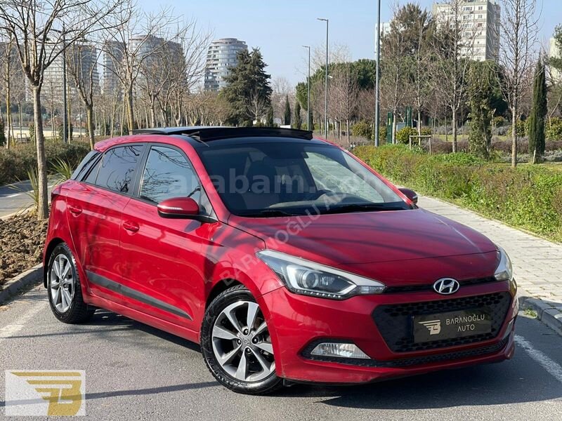 Galeriden Hyundai i20 1.4 MPI Elite Smart 2017 Model İstanbul 178.000 km Kırmızı 1