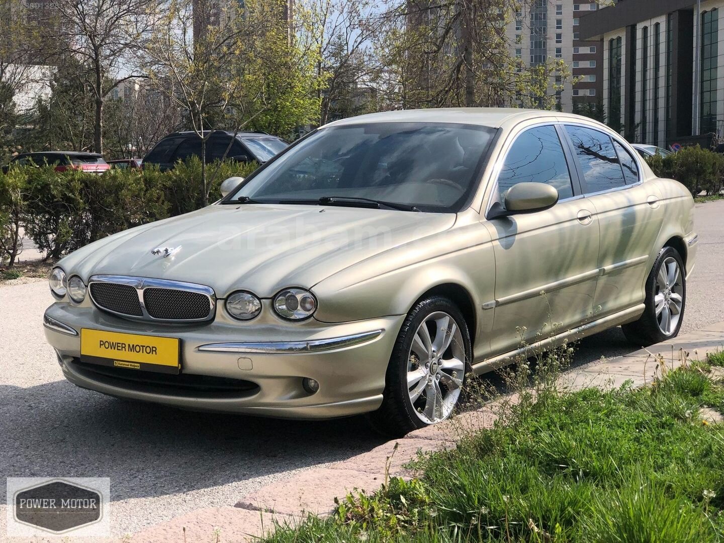 Galeriden Jaguar X-Type 2.1 Executive 2009 Model Ankara 164.000 km Bej 5