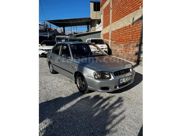 Sahibinden Hyundai Accent 1.3 LX 2000 Model
