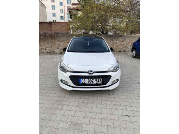 2015 i20 ELİT OTOMATİK BENZİNLİ – 69.000 KM / HATASIZ / BOYASIZ