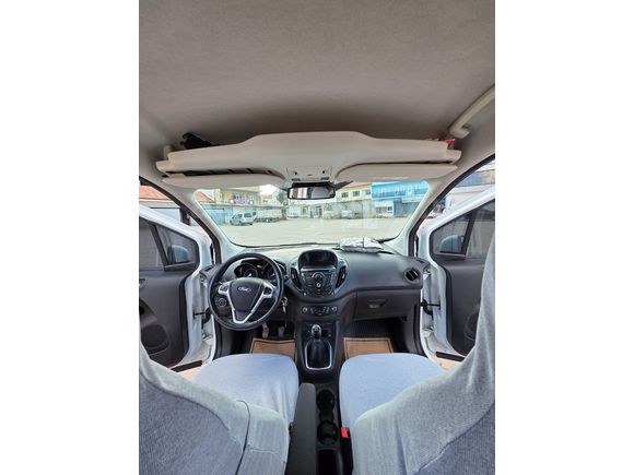 Sahibinden Ford Tourneo Courier 1.6 TDCi Titanium Plus 2016 Model