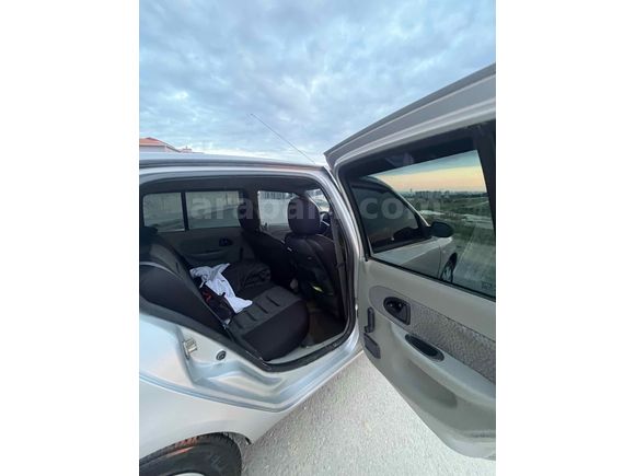 Sahibinden Renault Clio 1.4 Alize 2005 Model 