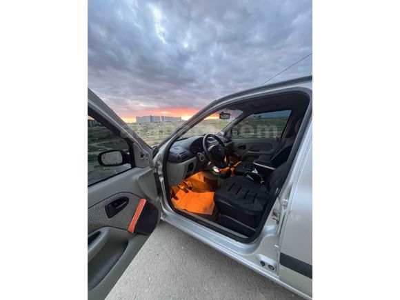 Sahibinden Renault Clio 1.4 Alize 2005 Model 