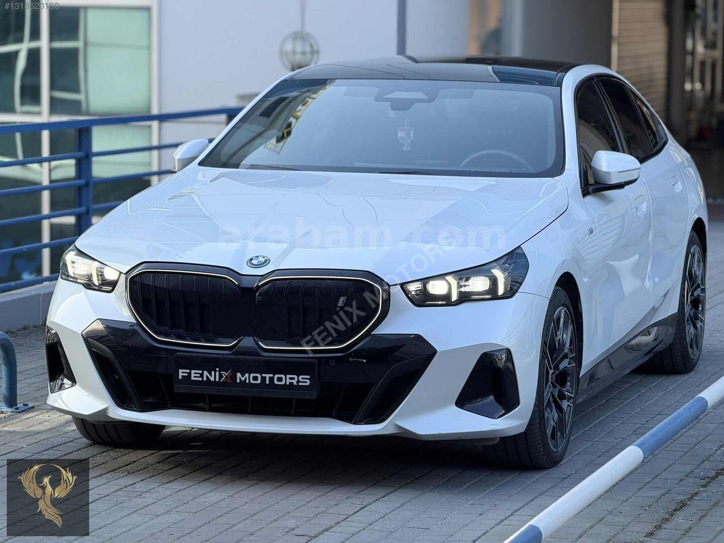 Galeriden BMW i Serisi i5 eDrive 40 M Sport 2023 Model İstanbul 29.628 km Beyaz 4